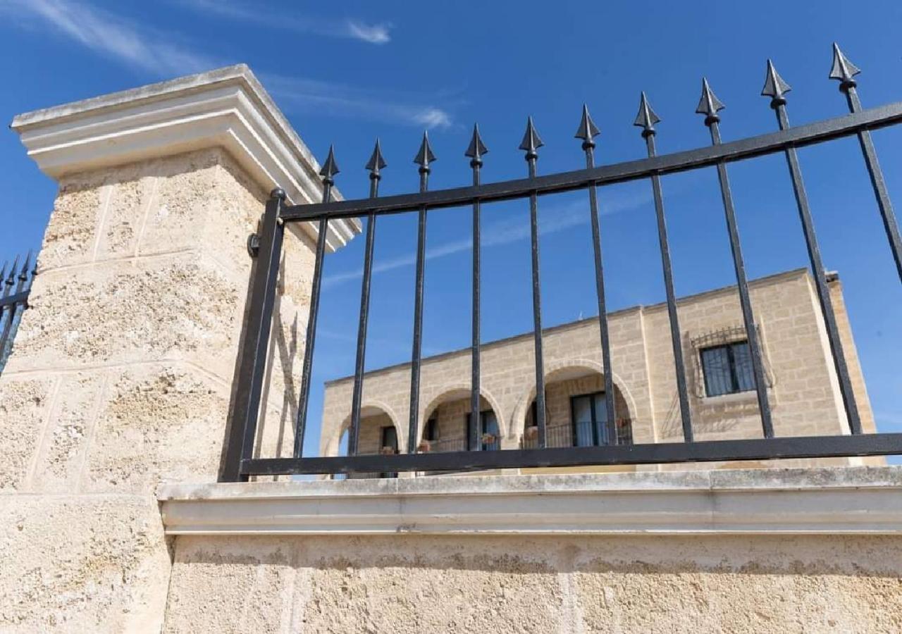 Villa Arneide Bed And Breakfast Torre Lapillo Bagian luar foto