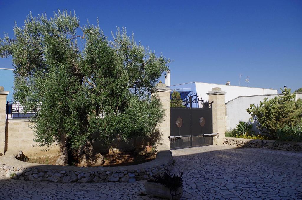Villa Arneide Bed And Breakfast Torre Lapillo Bagian luar foto