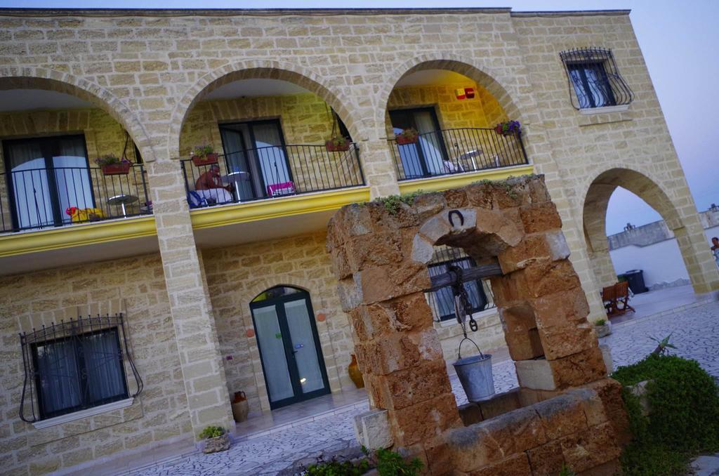Villa Arneide Bed And Breakfast Torre Lapillo Bagian luar foto