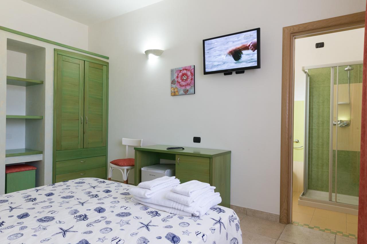 Villa Arneide Bed And Breakfast Torre Lapillo Bagian luar foto